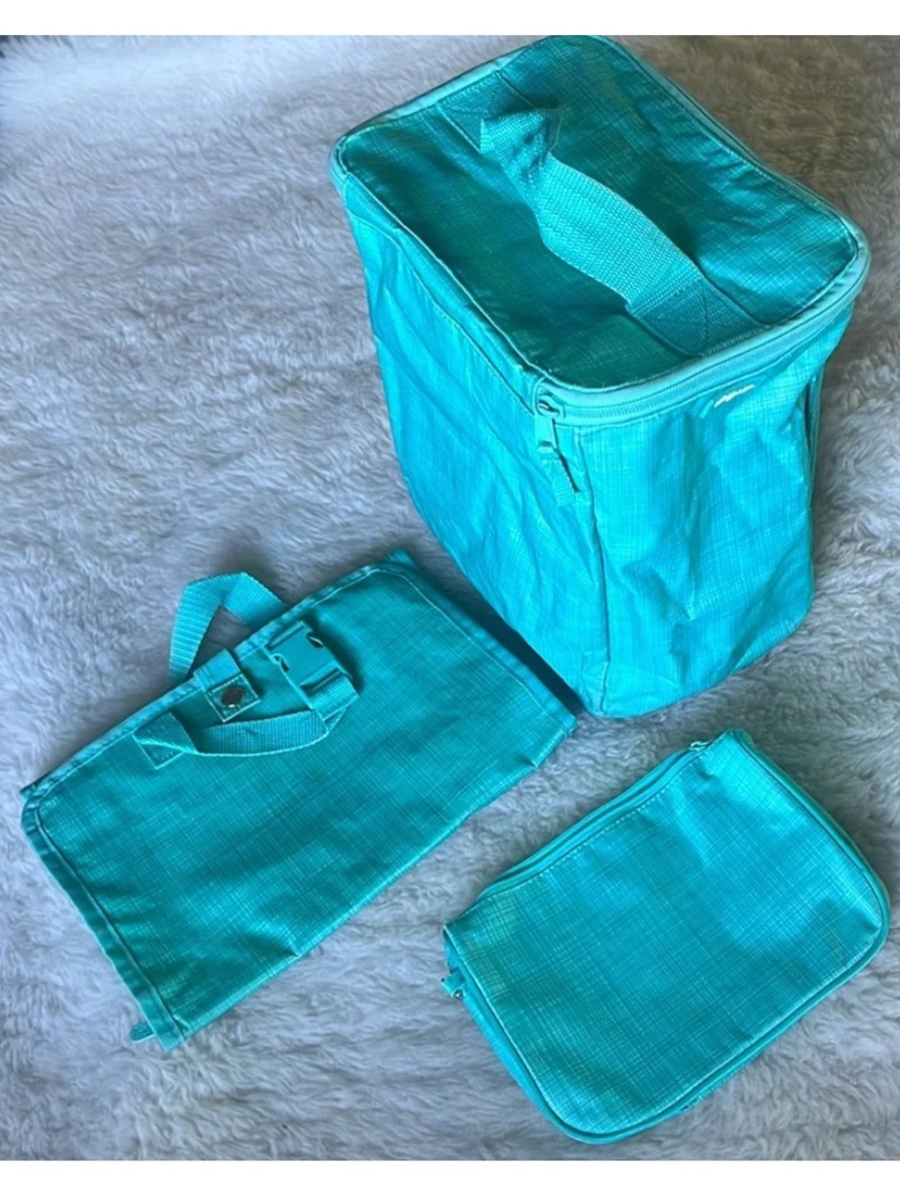 Thirty-one 4 pc travel: zip top organizer toiletry makeup wallet aqua crosshatch